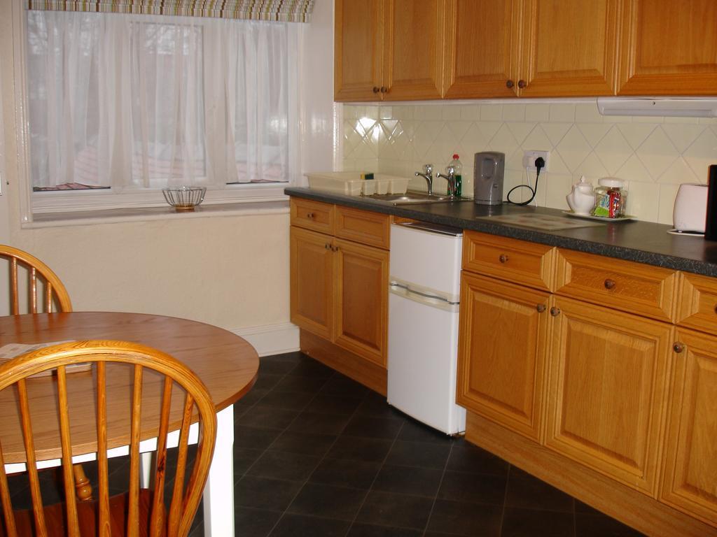 Beachmount Holiday Apartments Рос-он-Сі Екстер'єр фото